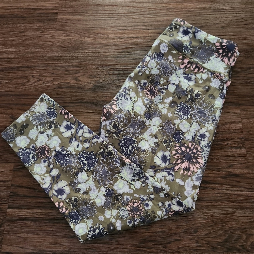 Floral Patterned Leggings